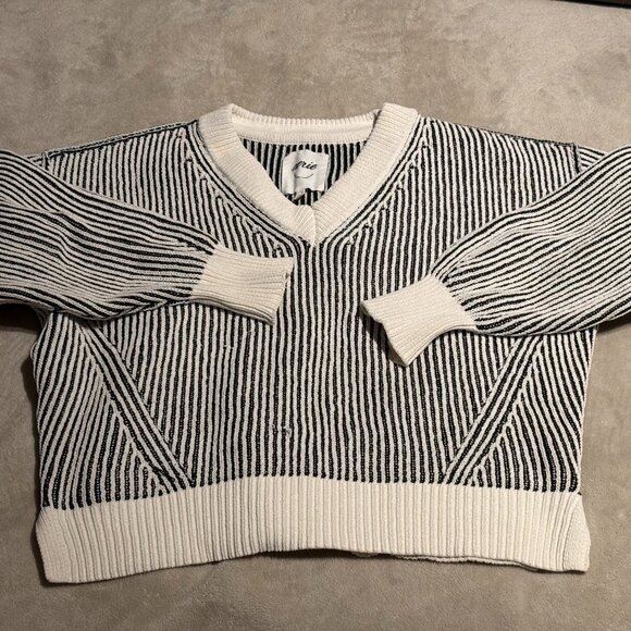 Aerie Oversized Chenille Sweater - Picture 2 of 2